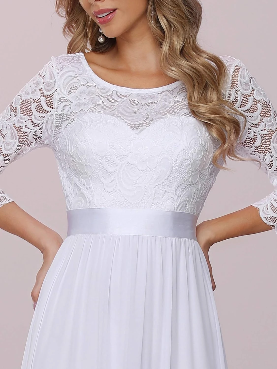 Robe De Mariée Fluide Courte Blanche Robe De Mariée Fluide Courte Blanche -Soiree Blanche Boutique