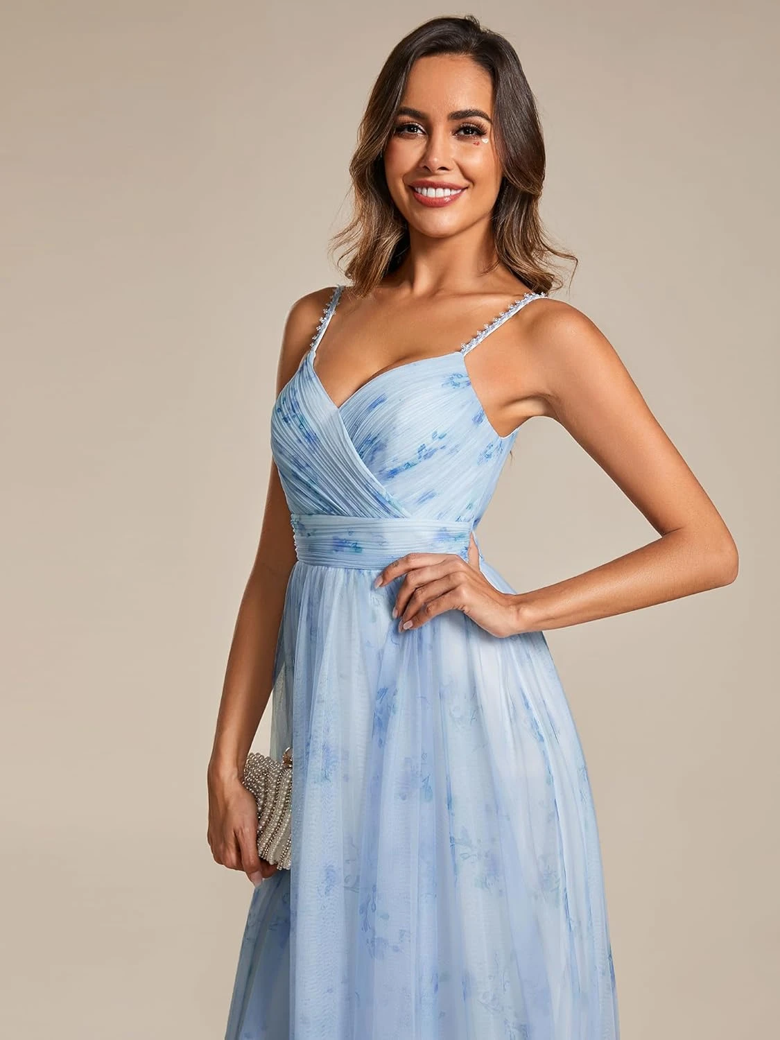 Robe De Mariée Fendue Avec Col V En Satin Robe De Mariée Fendue Avec Col V En Satin -Soiree Blanche Boutique