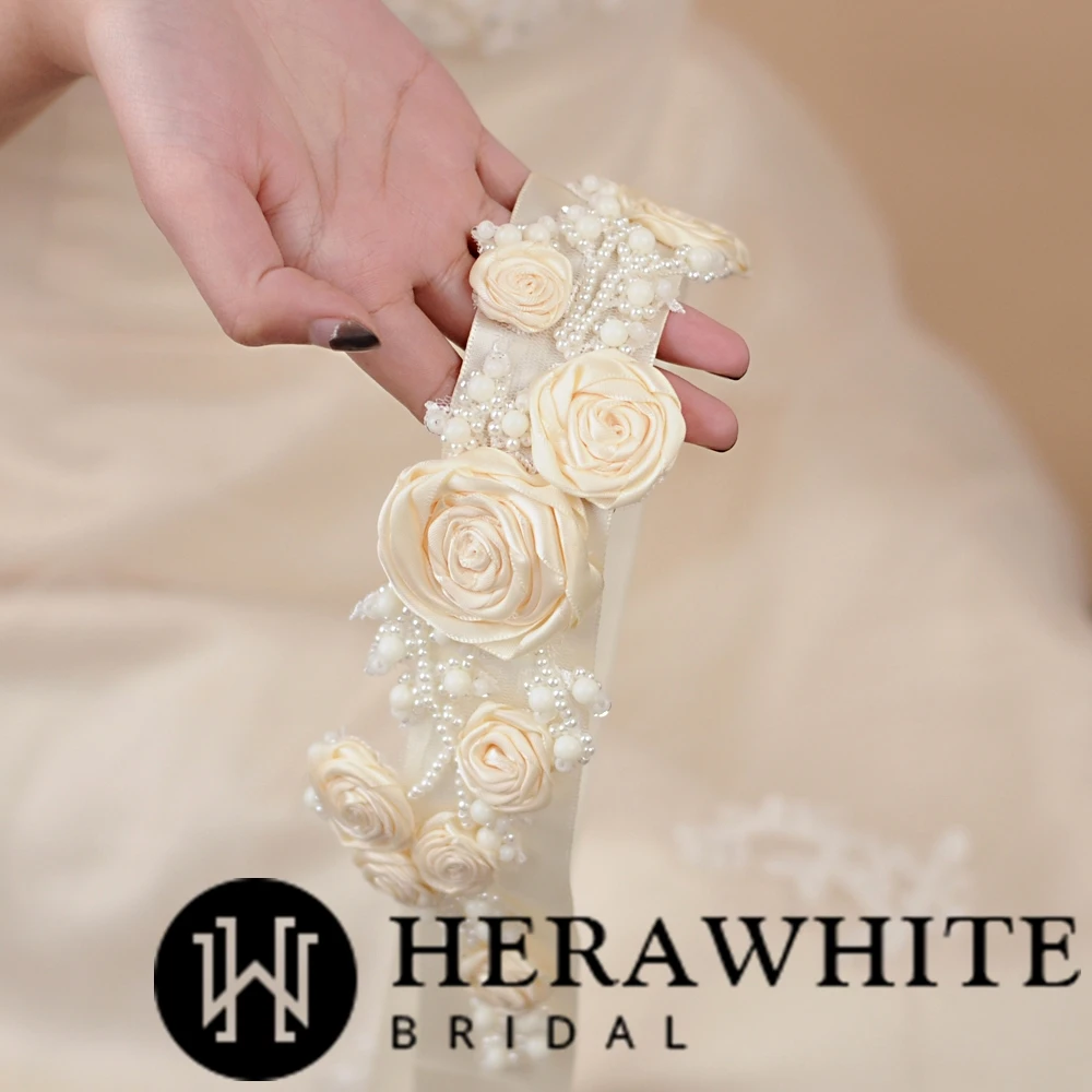 Ceinture de Mariée A Fleurs Satinées Ceinture De Mariée A Fleurs Satinées -Soiree Blanche Boutique 1f955a1fa8