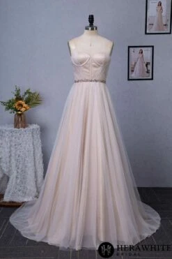 Robe De Mariée En Tulle Avec Corset Rose Nude -Soiree Blanche Boutique 3088c59eea scaled 1