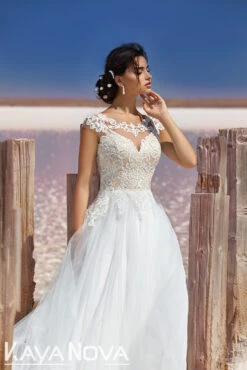 Robe De Mariée Glamour Chic 4 Robe De Mariée Glamour Chic -Soiree Blanche Boutique 344A16619