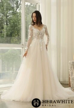 Robe De Mariée Princesse à Manches Longues Et Dentelle Florale -Soiree Blanche Boutique 3dd10c93f3