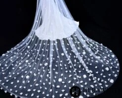 Voile De Mariée Longue à Fleurs 5 Voile De Mariée Longue à Fleurs -Soiree Blanche Boutique 51844d5edb