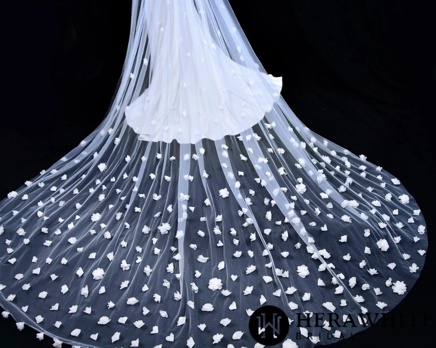 Voile de Mariée Longue à Fleurs Voile De Mariée Longue à Fleurs -Soiree Blanche Boutique 51844d5edb