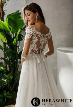 Robe De Mariée En Dentelle Avec Manches 3/4 Illusion 6 Robe De Mariée En Dentelle Avec Manches 3/4 Illusion -Soiree Blanche Boutique 592805ece9