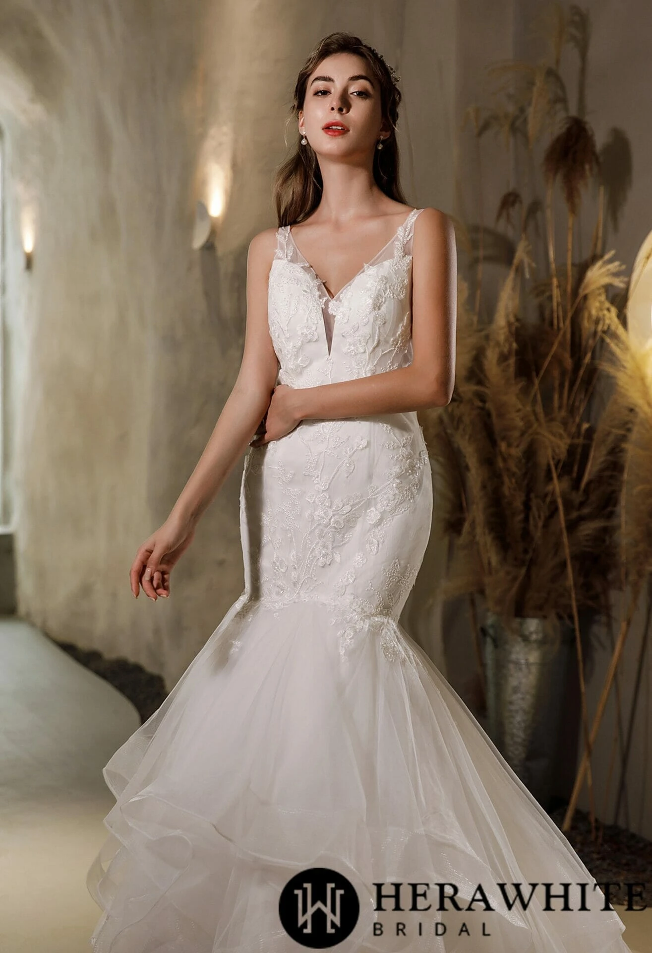 Robe de mariée sirène volantée en tulle et dentelle perlée Robe De Mariée Sirène Volantée En Tulle Et Dentelle Perlée -Soiree Blanche Boutique 596e8c8364