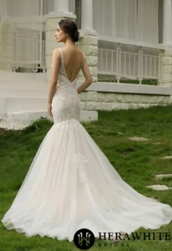 Robe De Mariée Trompette En Dentelle Perlée Et Tulle -Soiree Blanche Boutique 599974599a