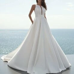 Princesse Robe De Mariée Femme Ronde Grande Taille -Soiree Blanche Boutique 613V3pqApqL. AC SL1500