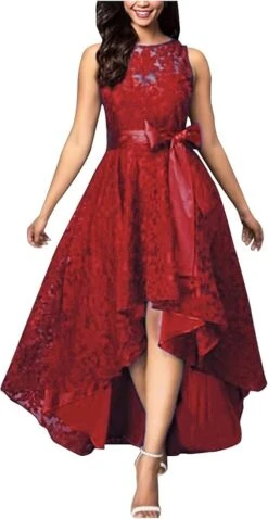 Robe De Mariée Fines Bretelles Et Dentelle Florale