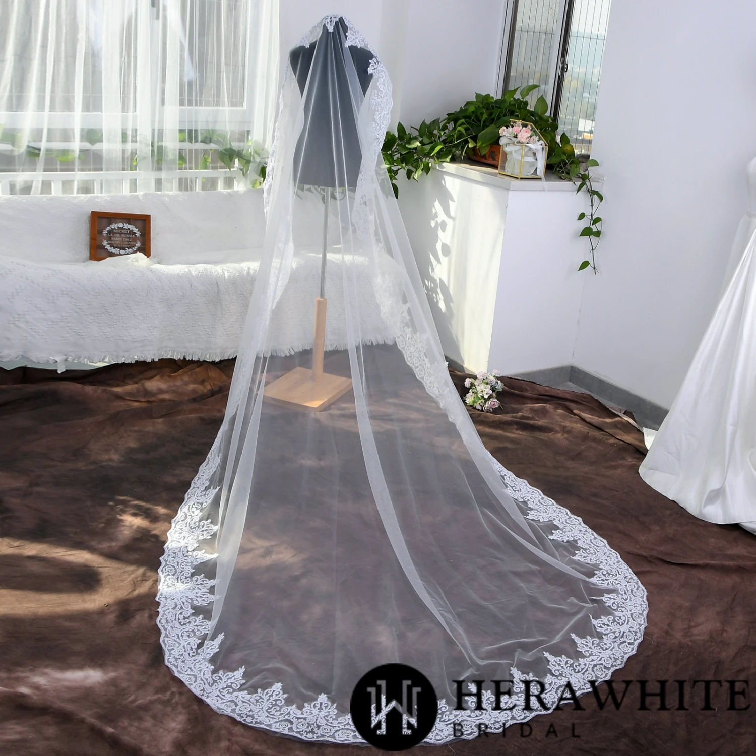 Long Voile de Mariée Dentellé Long Voile De Mariée Dentellé -Soiree Blanche Boutique 61cf55d2d0