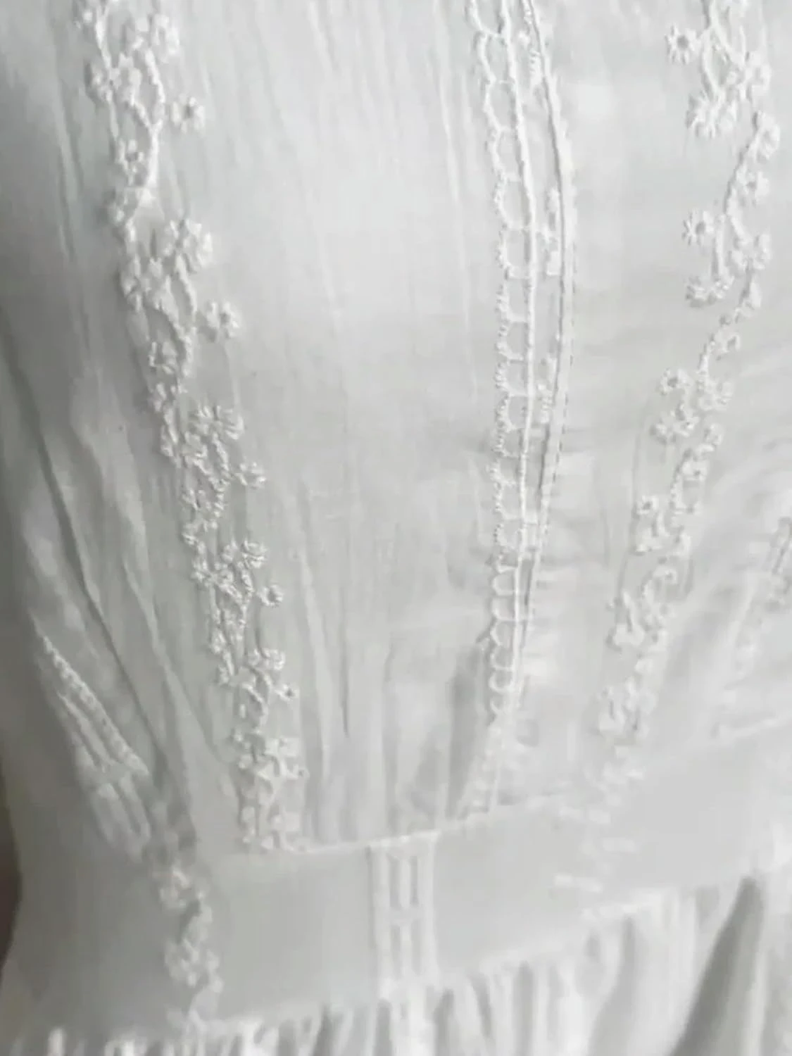 Robe Dentelle Blanche Patineuse Robe Dentelle Blanche Patineuse -Soiree Blanche Boutique