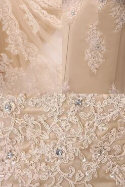 Robe De Mariée Gothique Blanche 9 Robe De Mariée Gothique Blanche -Soiree Blanche Boutique 715wD21FKiL. AC SL1024