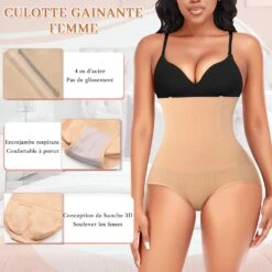 Robe De Mariée Droite Et Fluide A Dentelle Florale -Soiree Blanche Boutique 71TAgQY3JAL. AC SL1500