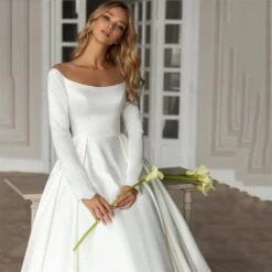 Robe De Mariée Luxe -Soiree Blanche Boutique 7bca2ea7 9cc2 4288 ac5e fe830b349a6c