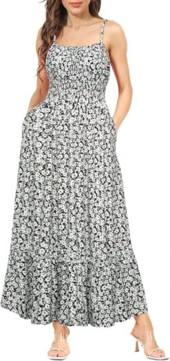 Robe De Cocktail Blanche Et Noire