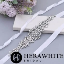 Ceinture De Mariée Princesse Cristaux Scintillants -Soiree Blanche Boutique 862f14d5fc