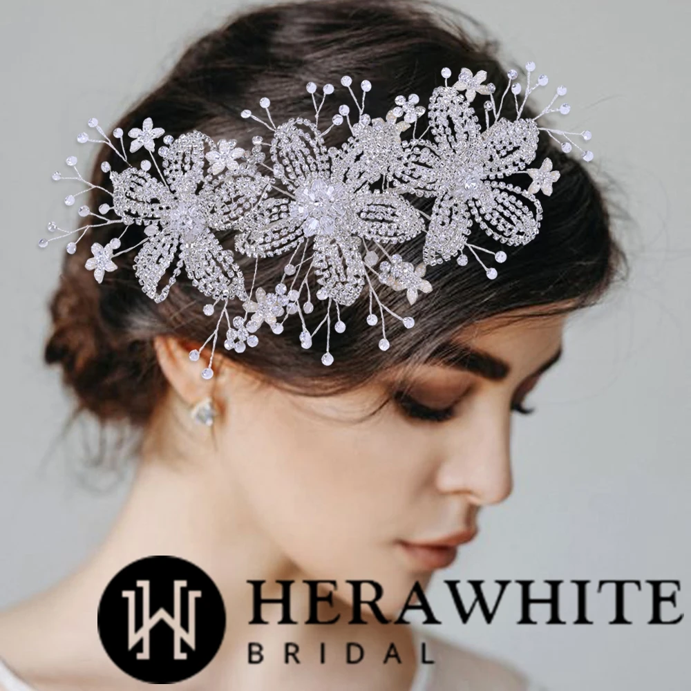 Serre-tête De Mariée A Fleurs Et A Strass Serre-tête De Mariée A Fleurs Et A Strass -Soiree Blanche Boutique 96b541e7d3