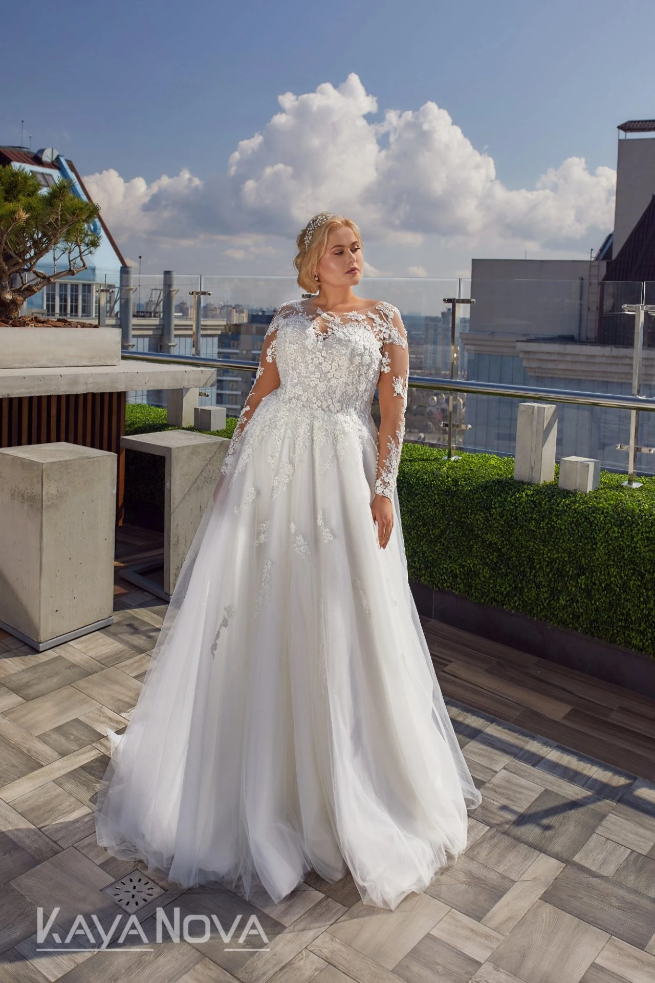 Robe De Mariée Grande Taille Florale Robe De Mariée Grande Taille Florale -Soiree Blanche Boutique Adara1