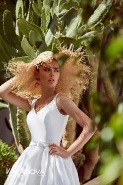 Robe De Mariée En Satin Blanche -Soiree Blanche Boutique Anabel203