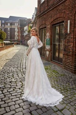 Robe De Mariée Femme Ronde Dentelle -Soiree Blanche Boutique Arlet44