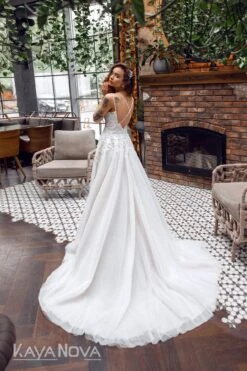 Robe De Mariée Dos Perlé Blanche -Soiree Blanche Boutique Carina5
