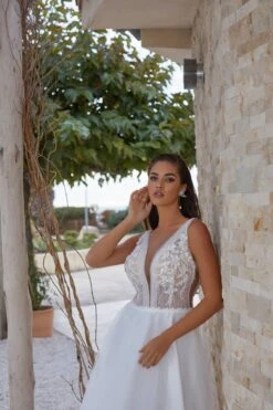 Robe De Mariée Princesse Blanche Avec Perles 5 Robe De Mariée Princesse Blanche Avec Perles -Soiree Blanche Boutique Cesarea1