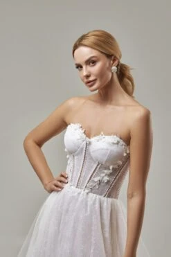 Robe De Mariée Princesse Bustier Blanche 4 Robe De Mariée Princesse Bustier Blanche -Soiree Blanche Boutique Chanti2