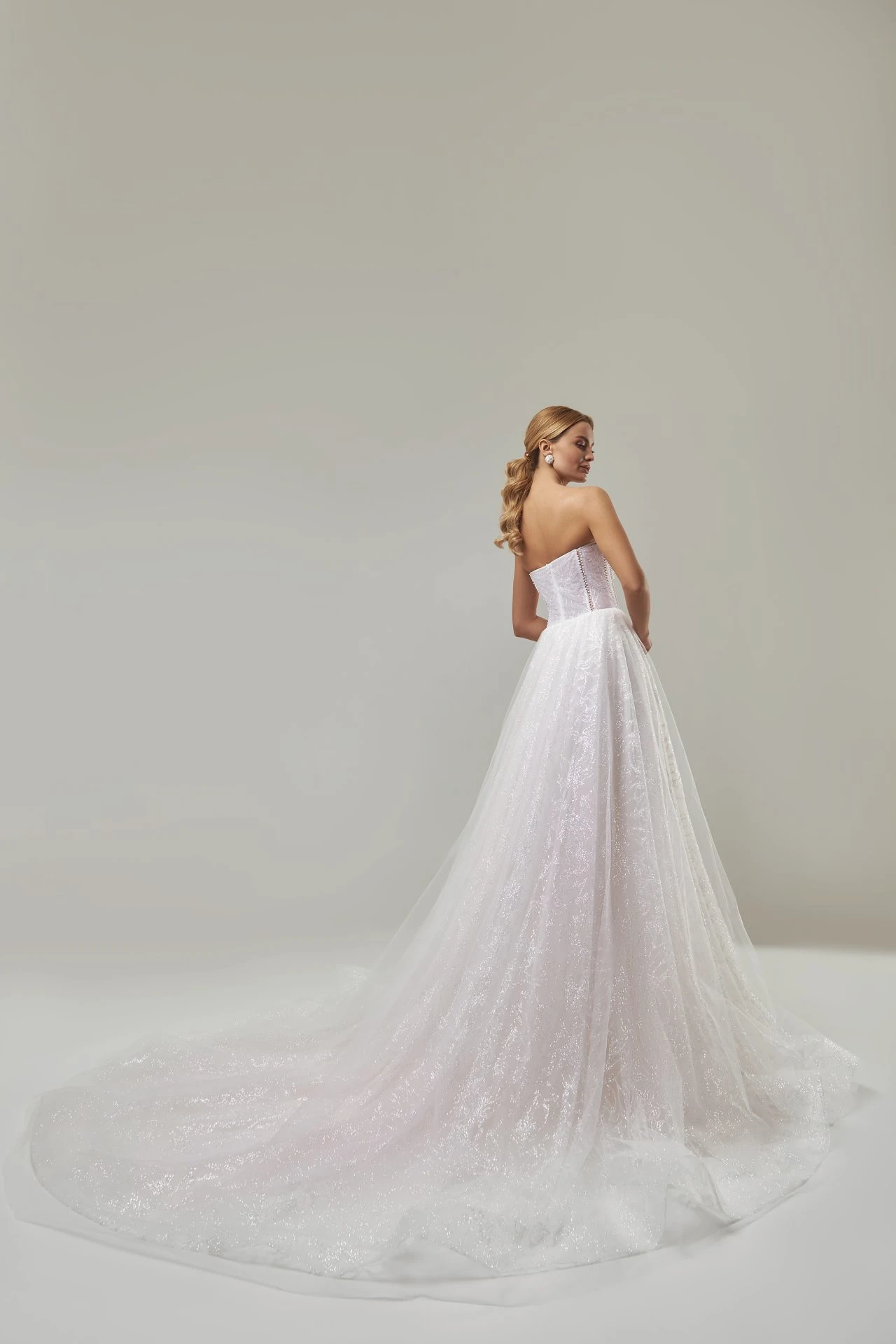 Robe De Mariée Princesse Bustier Blanche Robe De Mariée Princesse Bustier Blanche -Soiree Blanche Boutique Chanti3