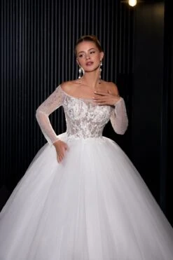 Robe De Mariée Hiver Blanche -Soiree Blanche Boutique Coline2