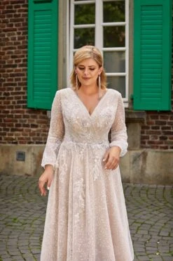 Robe De Mariée Grande Taille Manches Longues -Soiree Blanche Boutique Daniela14