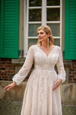 Robe De Mariée Grande Taille Manches Longues -Soiree Blanche Boutique Daniela7