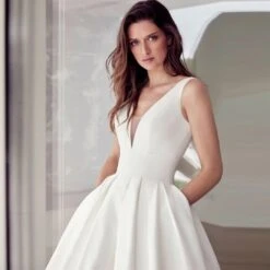 Robe De Mariée En Satin -Soiree Blanche Boutique Design sans titre 77