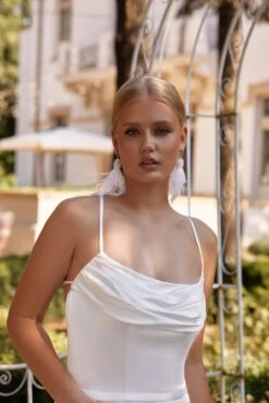 Robe De Mariée Très Simple 4 Robe De Mariée Très Simple -Soiree Blanche Boutique IMG 9010202