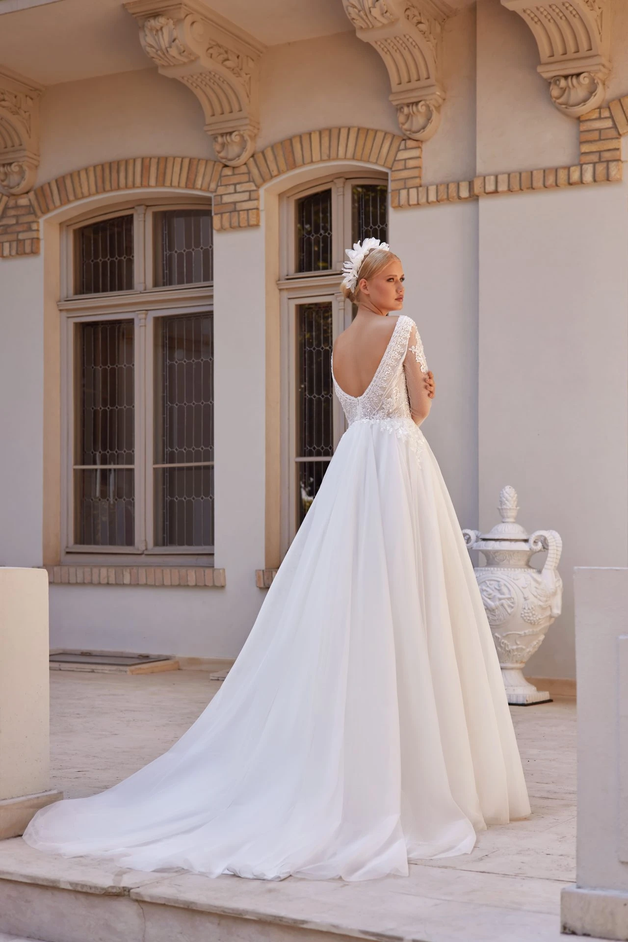 Robe De Mariée Princesse Col V Robe De Mariée Princesse Col V -Soiree Blanche Boutique IMG 9578202