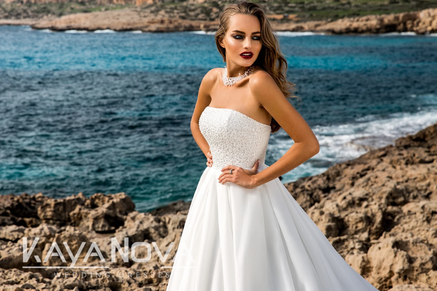 Robe De Mariée Princesse Avec Perles Blanche Robe De Mariée Princesse Avec Perles Blanche -Soiree Blanche Boutique Jasmine202