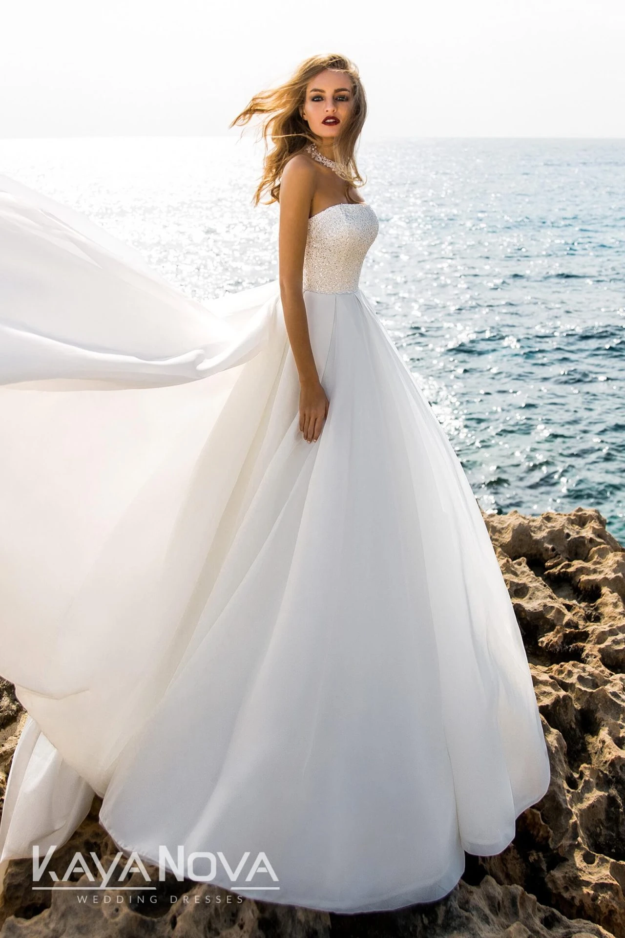 Robe De Mariée Princesse Avec Perles Blanche Robe De Mariée Princesse Avec Perles Blanche -Soiree Blanche Boutique Jasmine204 13