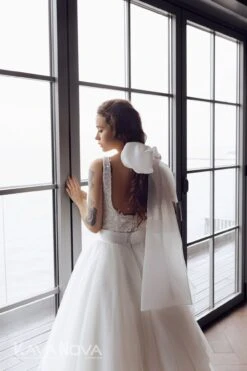 Robe De Mariée Princesse Originale Haut Strass -Soiree Blanche Boutique Jimena Juana4