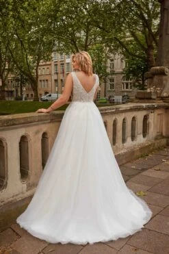 Robe De Mariée Pour Femme Ronde -Soiree Blanche Boutique Josefa33