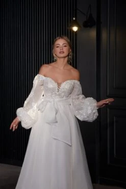 Robe De Mariée Princesse Dentelle Manche Longue Blanche -Soiree Blanche Boutique Lise2
