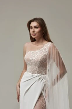 Robe De Mariée Sirène Asymétrique Blanche 4 Robe De Mariée Sirène Asymétrique Blanche -Soiree Blanche Boutique Litzy3