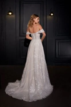 Robe De Mariée Romantique Bohème A Dentelle -Soiree Blanche Boutique Margaux6