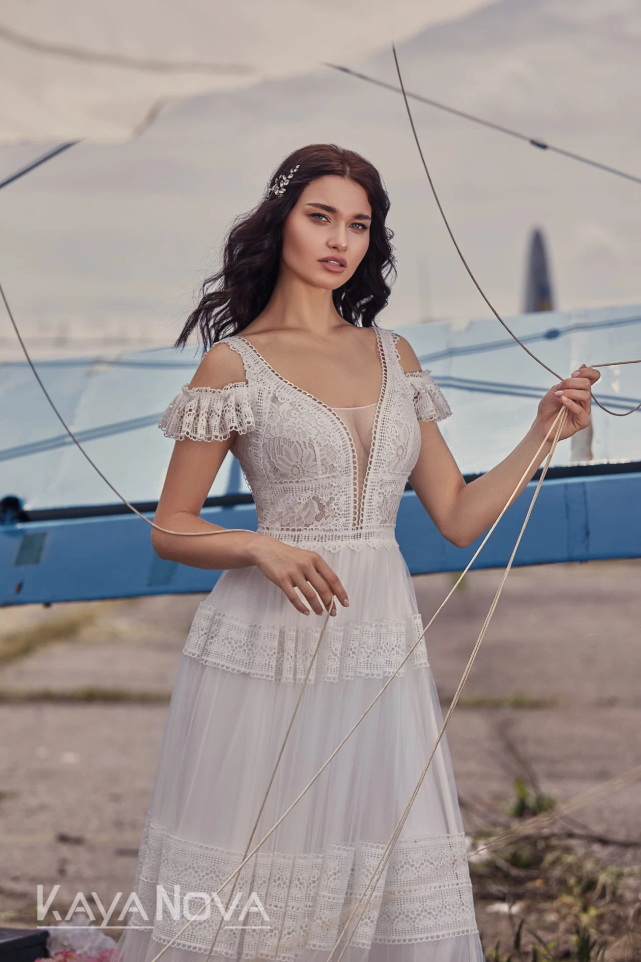 Robe De mariée De Luxe A Dentelle Blanche Robe De Mariée De Luxe A Dentelle Blanche -Soiree Blanche Boutique Marisol