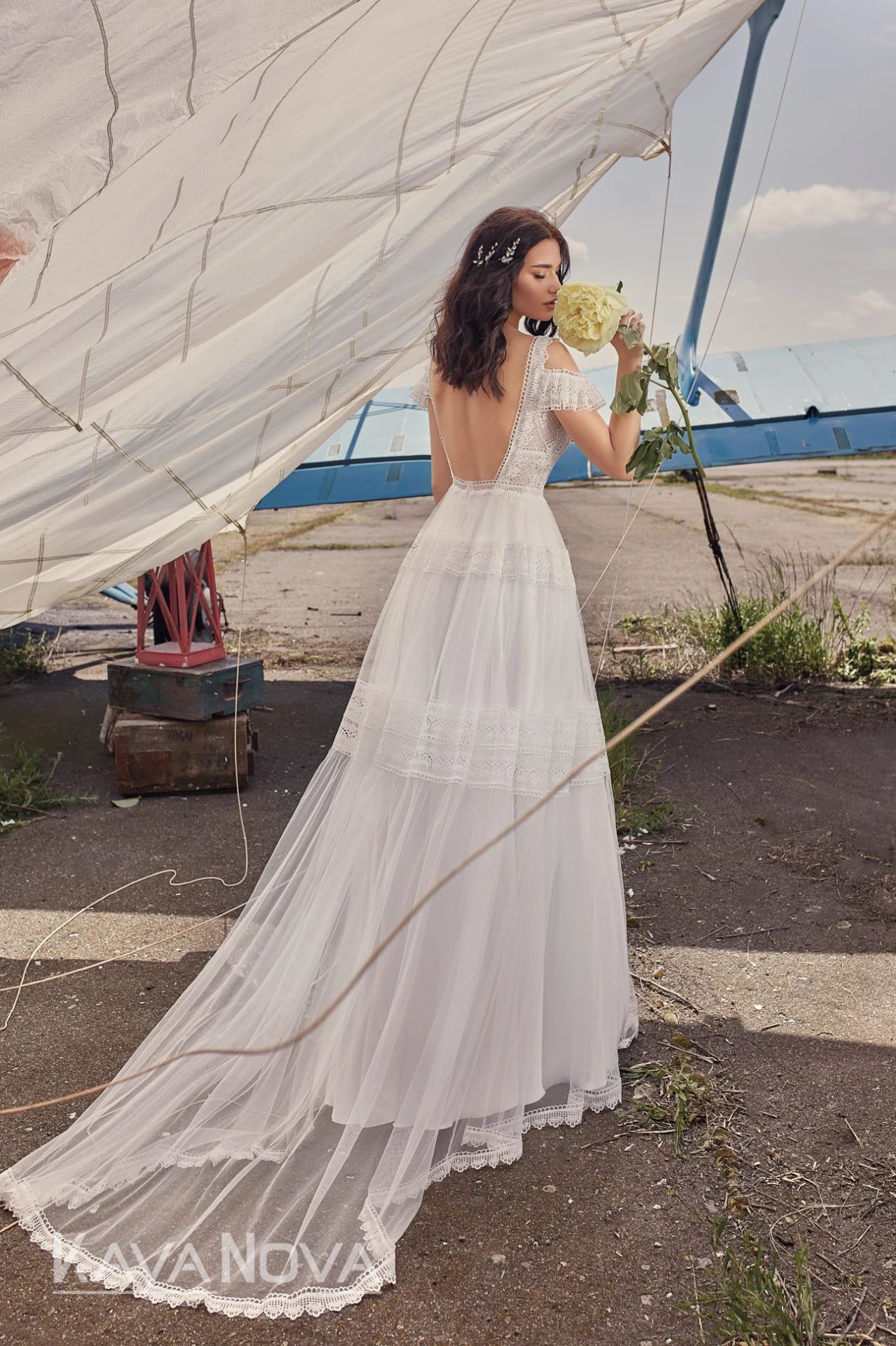 Robe De mariée De Luxe A Dentelle Blanche Robe De Mariée De Luxe A Dentelle Blanche -Soiree Blanche Boutique Marisol5