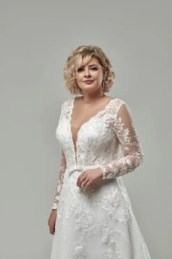 Robe De Mariée Pour Grande Taille 4 Robe De Mariée Pour Grande Taille -Soiree Blanche Boutique Rebecca1