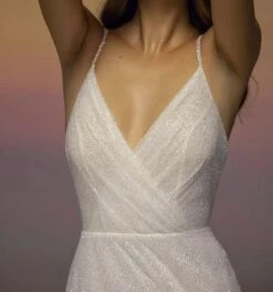 Robe De Mariée Argentée -Soiree Blanche Boutique Robe De Mariee Argentee. zoom