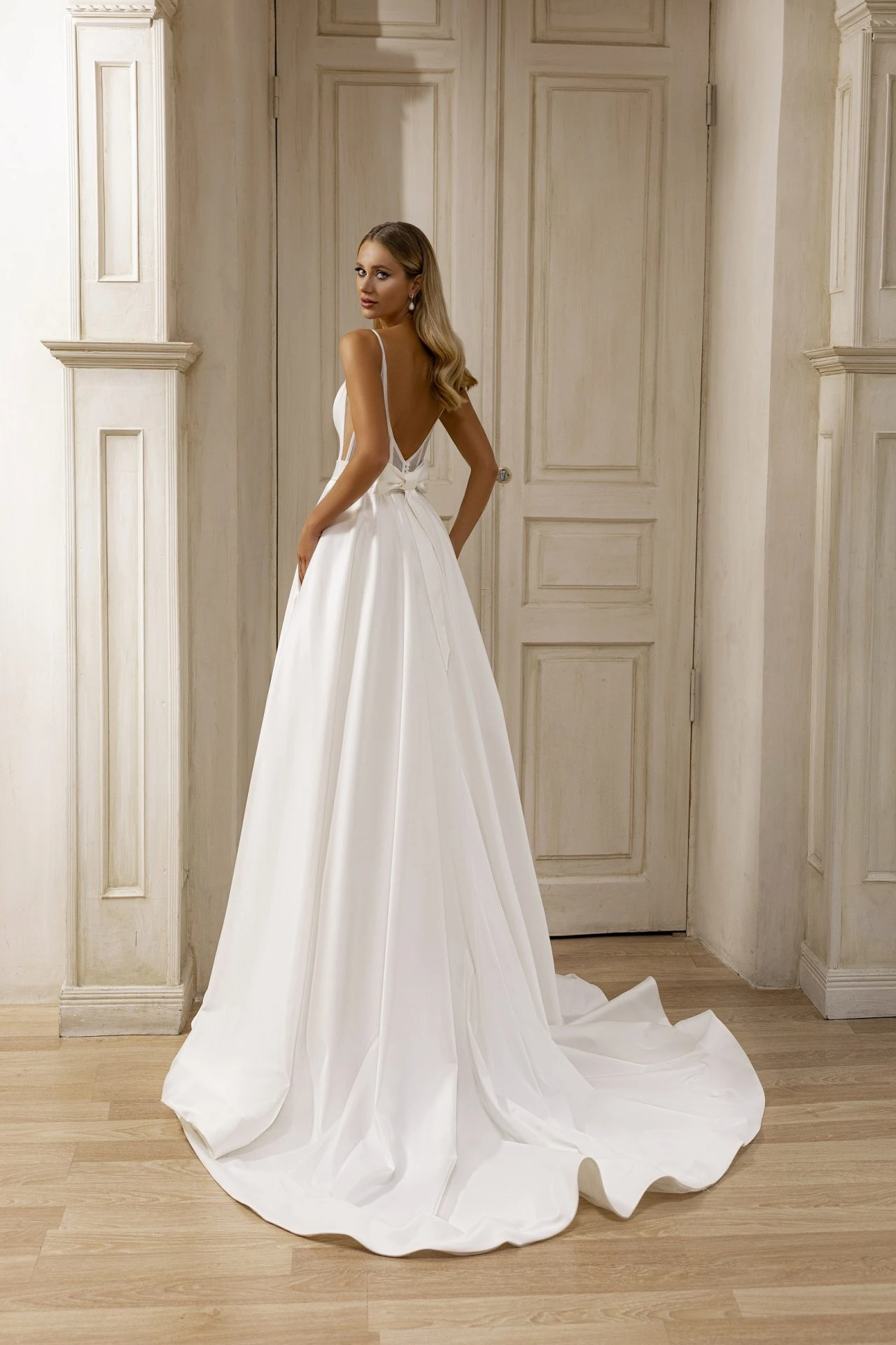Robe De Mariée Blanche Robe De Mariée Blanche -Soiree Blanche Boutique Robe De Mariee Blanche dos 1