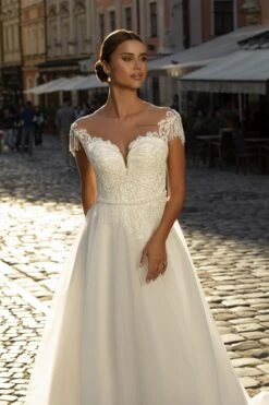 Robe De Mariée Chic Et Bohème 4 Robe De Mariée Chic Et Bohème -Soiree Blanche Boutique Robe De Mariee Chic Et Boheme zoom