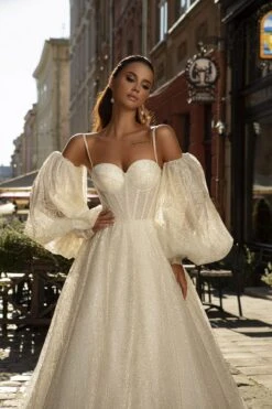 Robe De Mariée Paillette 4 Robe De Mariée Paillette -Soiree Blanche Boutique Robe De Mariee Paillette zoom