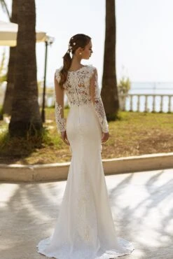 Robe De Mariée Romantique Blanche 4 Robe De Mariée Romantique Blanche -Soiree Blanche Boutique Robe De Mariee Romantique Blanche 2 dos