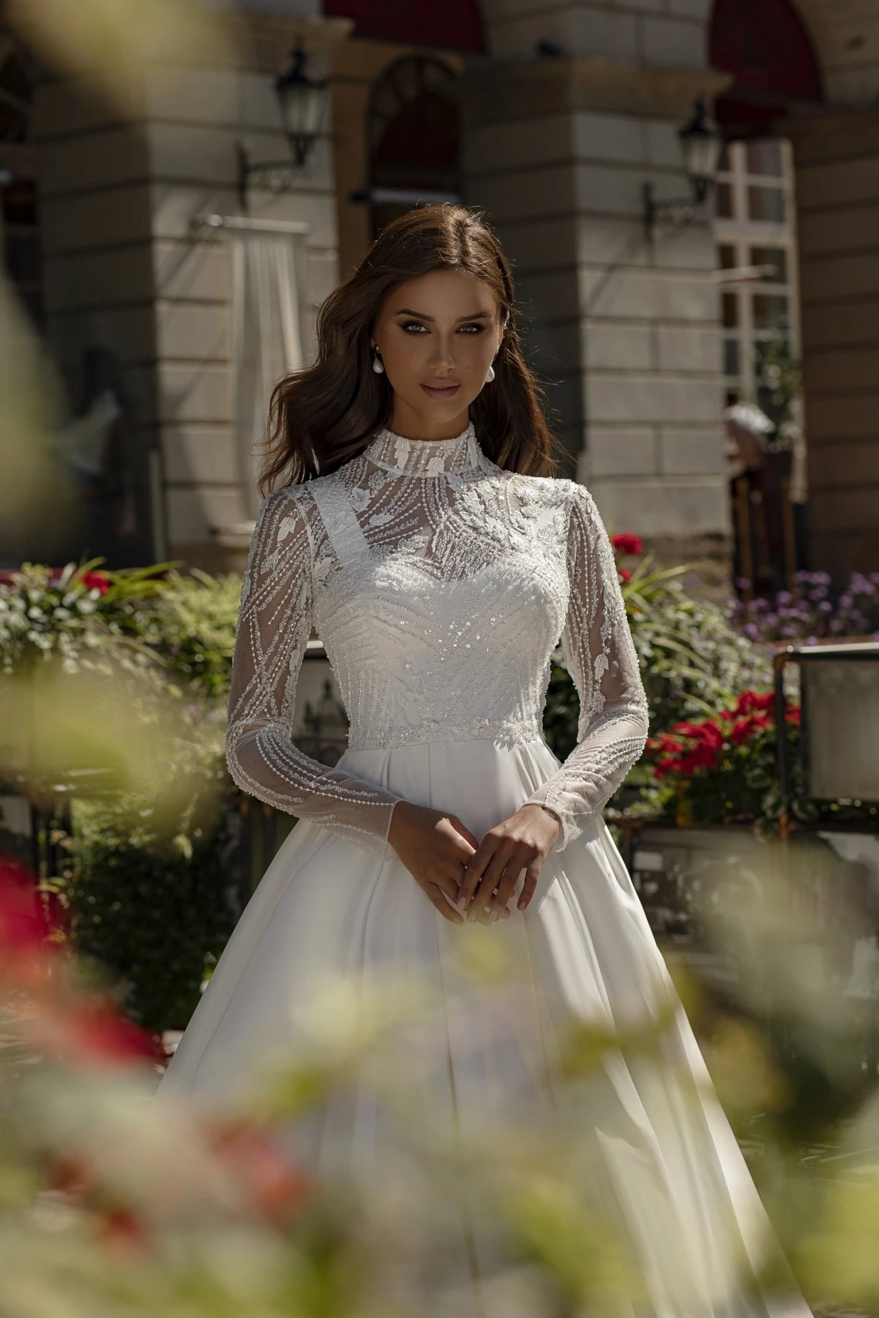 Robe De Mariée Simple Et Chic Blanche Robe De Mariée Simple Et Chic Blanche -Soiree Blanche Boutique Robe De Mariee Simple Et Chic Blanche zoom avec haut